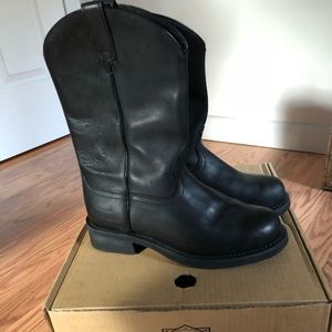Vintage men’s pure leather black boots